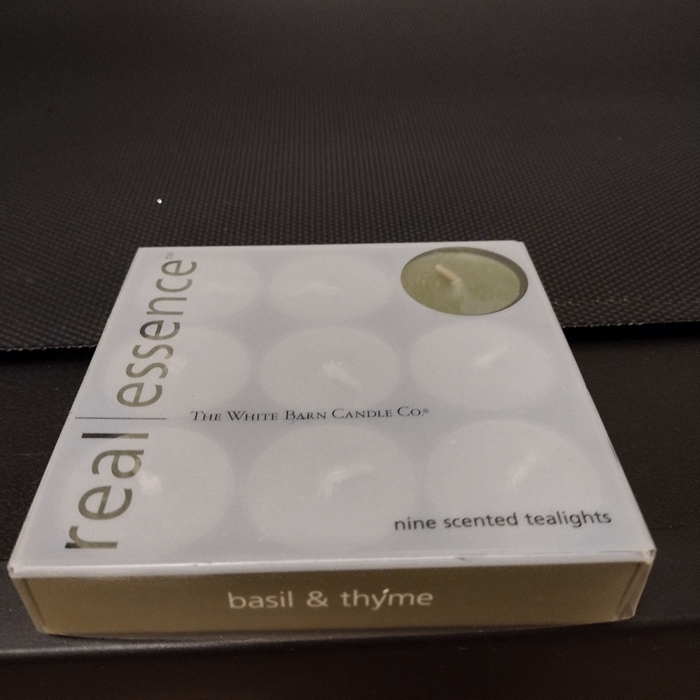 The White Barn Candle Co Real Essence Basil & Thyme Tea lights 9 Count